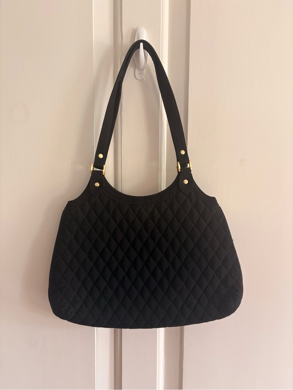 Vera Bradley Classic Solid Black Quilted Shoulder Bag Hobo Tote Gold details